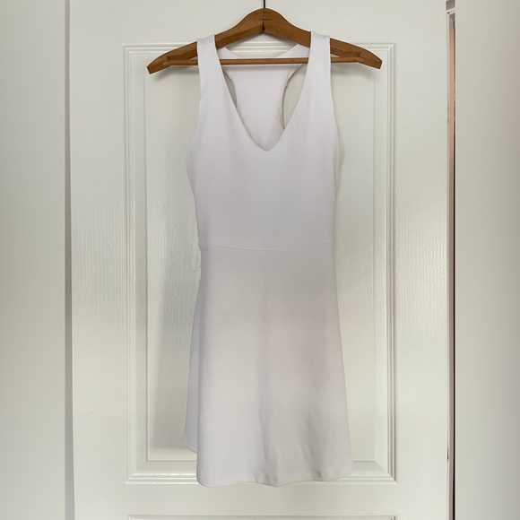 NWOT Fabletics On-the-Go Built-In Bra Dress - Picture 2 of 7